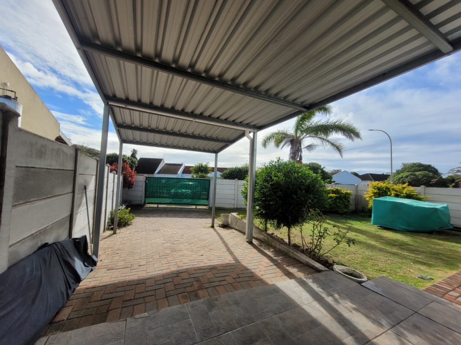 2 Bedroom Property for Sale in Aston Bay Eastern Cape